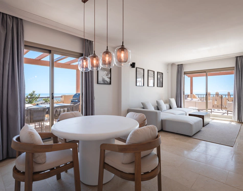 Penthouse for sale in Benahavis