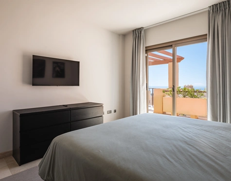 Penthouse for sale in Benahavis