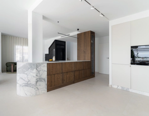 Penthouse for sale in Nueva Andalucia, Marbella