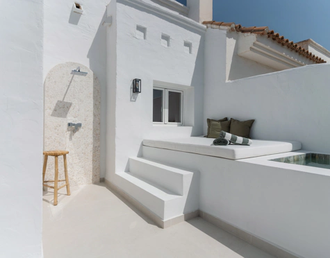 Penthouse for sale in Nueva Andalucia, Marbella