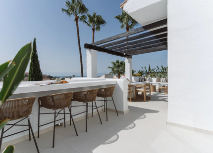 ELEGANT SCANDINAVIAN-INSPIRED PENTHOUSE WITH PANORAMIC SEA VIEWS