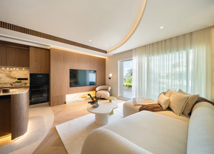 APARTAMENTO RENOVADO CON VISTAS PANORÁMICAS AL MAR EN LA MILLA DE ORO DE MARBELLA