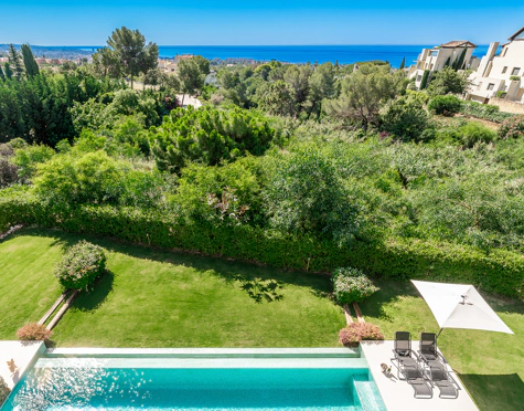 Villa for sale in Cascada de Camojan, Marbella Golden Mile