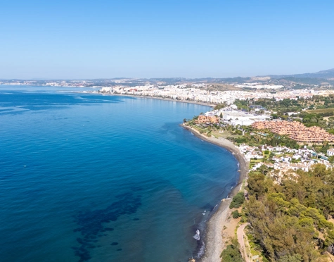 Apartamento Planta Baja en alquiler a corta temporada en Alcazaba Beach, Estepona East