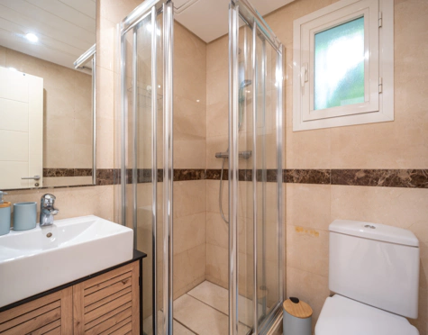 Apartamento Planta Baja en alquiler a corta temporada en Alcazaba Beach, Estepona East