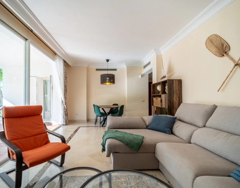 Apartamento Planta Baja en alquiler a corta temporada en Alcazaba Beach, Estepona East