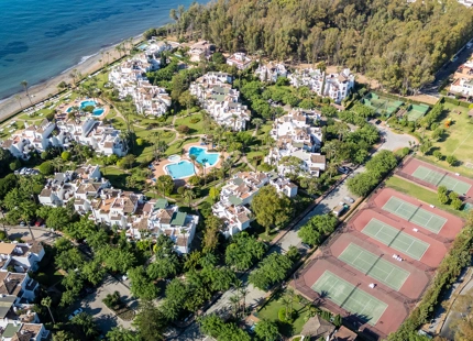 Jardín Apartamento en Alcazaba Playa