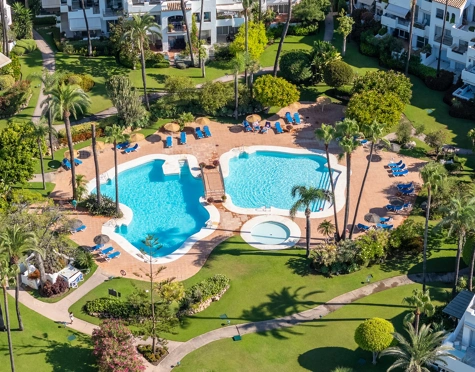 Apartamento Planta Baja en alquiler a corta temporada en Alcazaba Beach, Estepona East