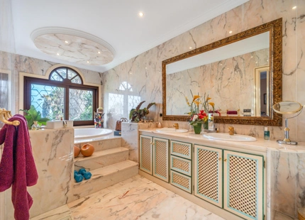 ICONIC BEACHFRONT VILLA ESTATE WITH UNMATCHED POTENTIAL IN ESTEPONA