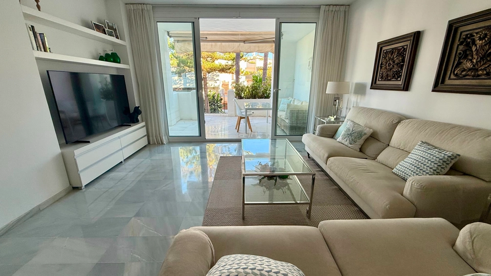 Apartamento en alquiler a corta temporada en Alcazaba Beach, Estepona Este