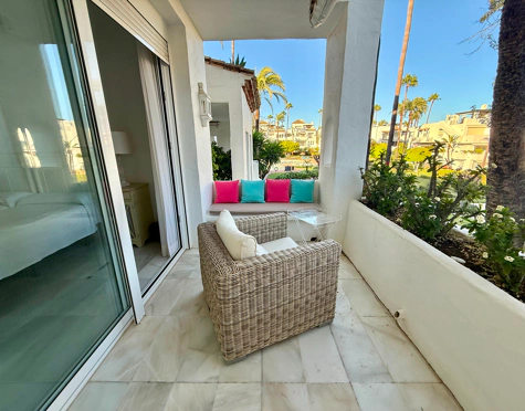 Apartamento en alquiler a corta temporada en Alcazaba Beach, Estepona East