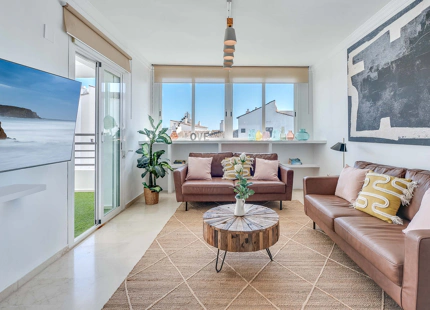 APARTAMENTO EXCLUSIVO CON VISTAS AL MAR EN PUERTO BANÚS