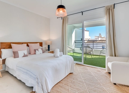 APARTAMENTO EXCLUSIVO CON VISTAS AL MAR EN PUERTO BANÚS