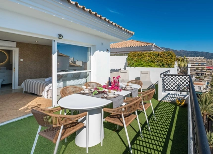 APARTAMENTO EXCLUSIVO CON VISTAS AL MAR EN PUERTO BANÚS