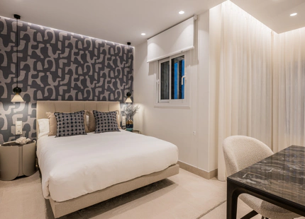 FULLY RENOVATED APARTMENT WITH PANORAMIC VIEWS AND CONTEMPORARY DESIGN