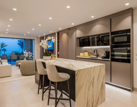 Apartment for sale in Bahía del Velerín, Estepona East