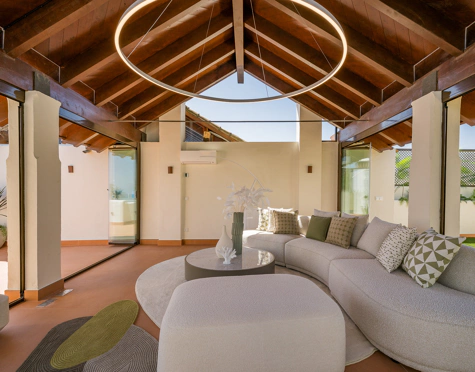 Ático en venta en Bahía del Velerín, Estepona East