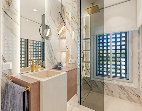 Ático en venta en Bahía del Velerín, Estepona East