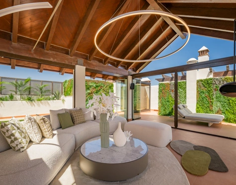 Ático en venta en Bahía del Velerín, Estepona East
