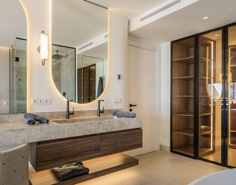 Ático en venta en Bahía del Velerín, Estepona East