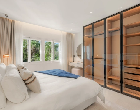 Ático en venta en Bahía del Velerín, Estepona East