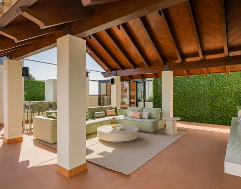 Ático en venta en Bahía del Velerín, Estepona East