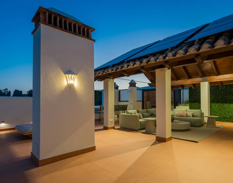 Ático en venta en Bahía del Velerín, Estepona East