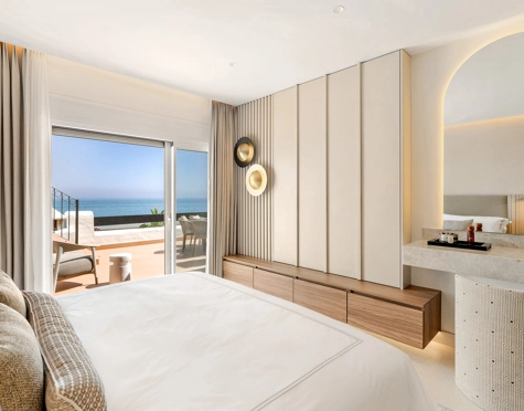 Ático en venta en Bahía del Velerín, Estepona East