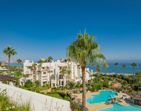 Ático en venta en Bahía del Velerín, Estepona East