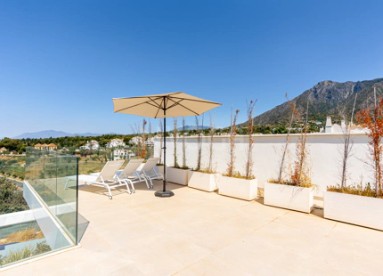 VILLA DE LUJO CONTEMPORÁNEA EN VENTA EN VALDEOLLETAS, MARBELLA