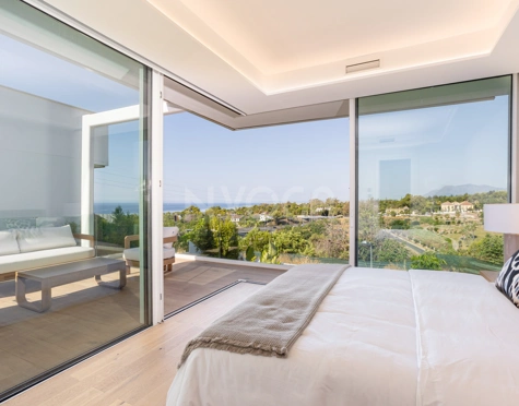 Villa for sale in Valdeolletas, Marbella