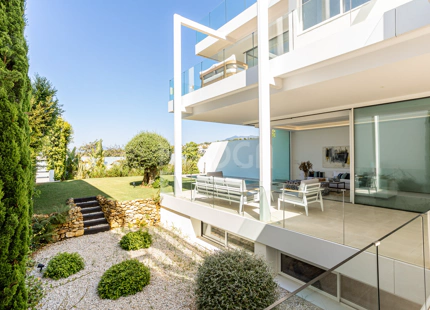 VILLA DE LUJO CONTEMPORÁNEA EN VENTA EN VALDEOLLETAS, MARBELLA