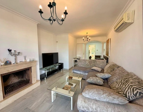 Charming apartment in Nueva Andalucía near Puerto Banús