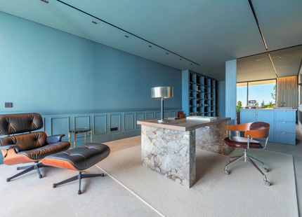 ARCHITECTURAL MASTERPIECE WITH PANORAMIC VIEWS IN EL HERROJO ALTO