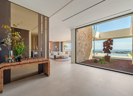 ARCHITECTURAL MASTERPIECE WITH PANORAMIC VIEWS IN EL HERROJO ALTO