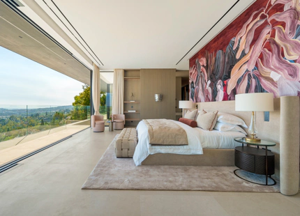 ARCHITECTURAL MASTERPIECE WITH PANORAMIC VIEWS IN EL HERROJO ALTO