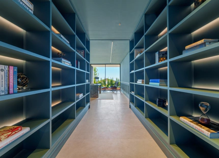 ARCHITECTURAL MASTERPIECE WITH PANORAMIC VIEWS IN EL HERROJO ALTO