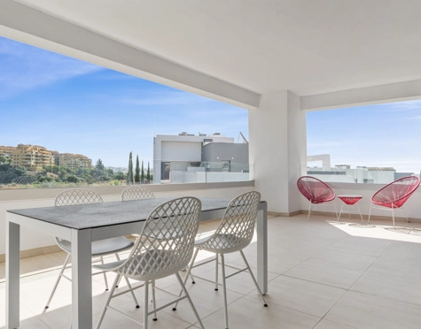 Ático en venta en Selwo, Estepona East