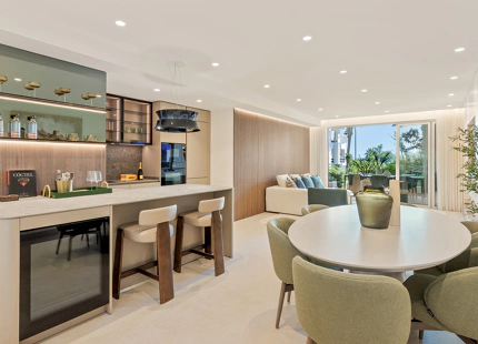 APARTAMENTO DE LUJO FRENTE AL MAR EN VENTA EN BAHÍA DEL VELERÍN, ESTEPONA ESTE