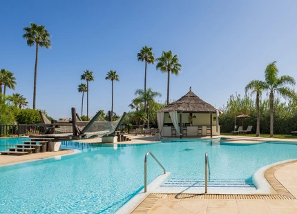 APARTAMENTO DE LUJO FRENTE AL MAR EN VENTA EN BAHÍA DEL VELERÍN, ESTEPONA ESTE