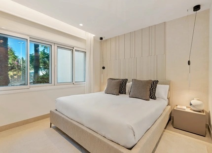 APARTAMENTO DE LUJO FRENTE AL MAR EN VENTA EN BAHÍA DEL VELERÍN, ESTEPONA ESTE