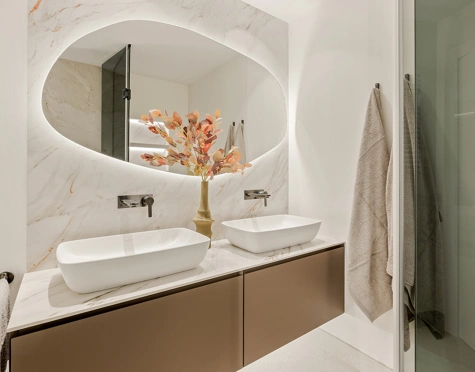 Ground Floor Apartment for sale in Bahía del Velerín, Estepona East