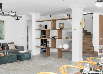 ELEGANT FAMILY VILLA WITH MODERN UPGRADES AND GOLF VIEWS IN NUEVA ANDALUCÍA