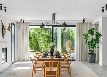 ELEGANT FAMILY VILLA WITH MODERN UPGRADES AND GOLF VIEWS IN NUEVA ANDALUCÍA