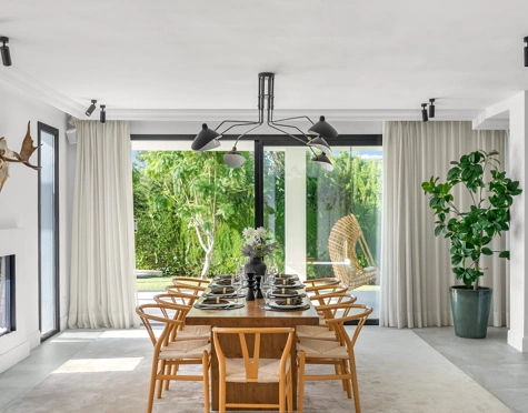 Villa en venta en Nueva Andalucia, Marbella