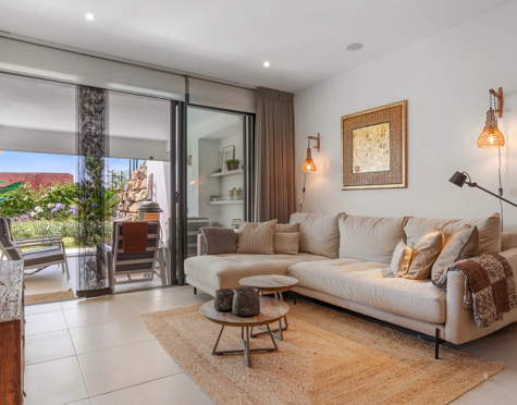 Ground Floor Apartment for sale in Estepona Golf, Estepona West