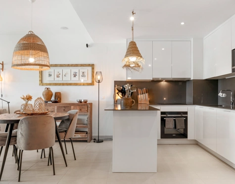 Ground Floor Apartment for sale in Estepona Golf, Estepona West