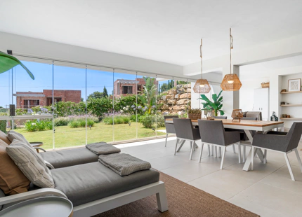 APARTAMENTO DE ESTILO BOHEMIO EN VENTA EN ESTEPONA GOLF