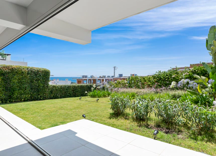 APARTAMENTO DE ESTILO BOHEMIO EN VENTA EN ESTEPONA GOLF