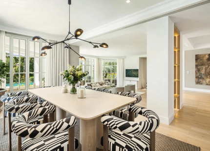 ELEGANT VILLA FOR SALE IN NUEVA ANDALUCÍA, MARBELLA